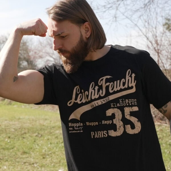 T-Shirt "Leicht Feucht" – Bild 8