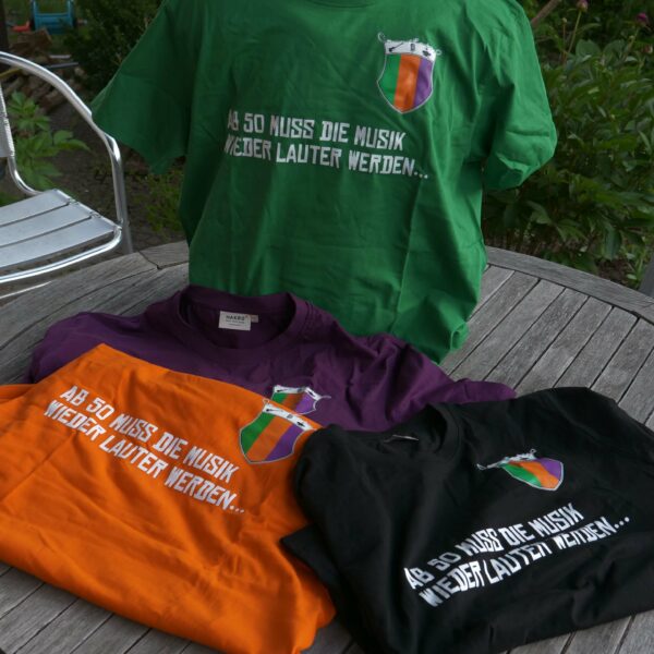 Ab 50 muss die Musik wieder lauter werden - T-Shirt – Bild 5